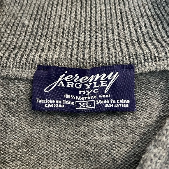 Jeremy Argyle 1/4 zip Sweater - Picture 3 of 3